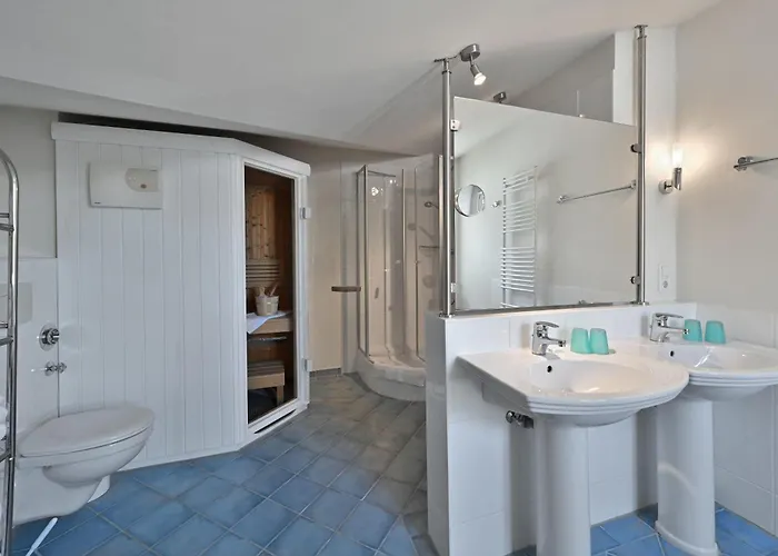 Ferienwohnung-13-villa-celia-sellin-strandnah-fuer-6-personen Sellin (Rugen)