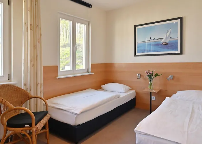 Ferienwohnung-13-villa-celia-sellin-strandnah-fuer-6-personen 아파트